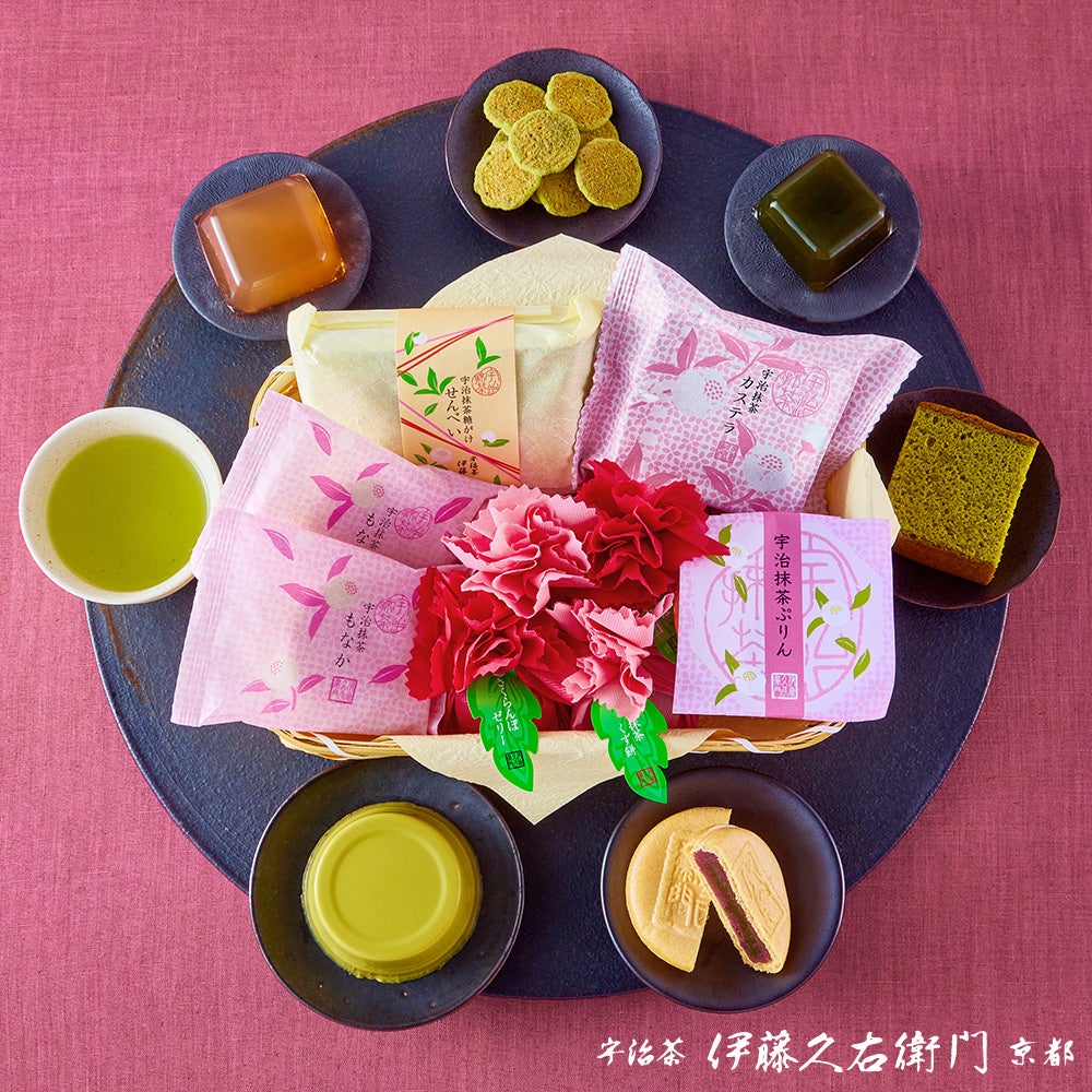 完売間近】摘みたて新茶入り 花咲く竹かごセット2026【翌日お届け可